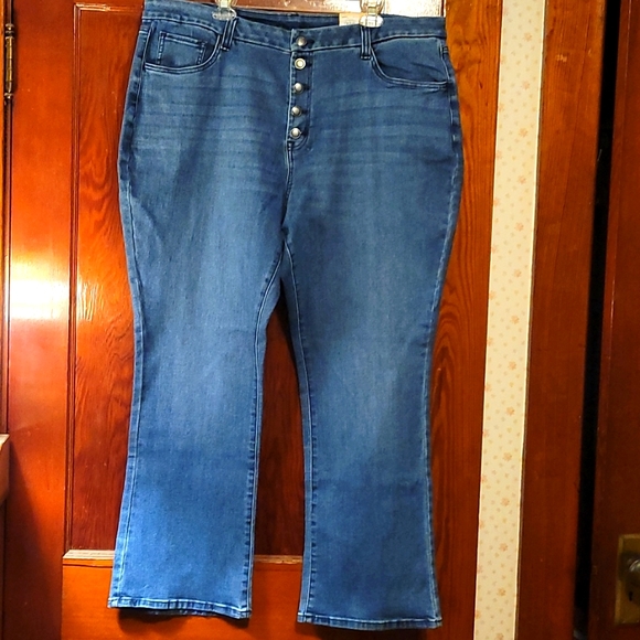 Evri Highrise Bootcut Jeans Size 22w 